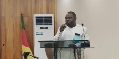 Ce vendredi, 24 octobre 2025, devant le ministre de la Communication et porte-parole du gouvernement, René Emmanuel Sadi, le président de l'Association des Blogueurs du Cameroun (ABC), Thierry Didier Kuicheu a lancé un "Appel à la paix" au moment où le pays attend le verdict de l'élection présidentielle du 12 octobre dernier. L'intégralité de sa déclaration ci-dessous.