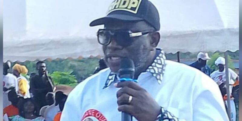 Après une campagne électorale jugée très satisfaisante dans sa région, le président du Conseil d’administration du VITIB, ANÉ Boni Siméon, par ailleurs Directeur local de campagne du RHDP à Kotobi, nous a reçus ce lundi 27 octobre 2025 à son domicile, où il a bien voulu nous accorder une interview. Il dresse le bilan de sa campagne en faveur de son champion Alassane Ouattara et invite la jeunesse ivoirienne à ne pas céder aux discours de haine et à la manipulation.