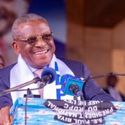 Dans le département du Ndian, région du Sud-Ouest du Cameroun, le président Paul Biya a obtenu 98,9 % des voix lors du scrutin présidentiel du 12 octobre 2025, selon les chiffres publiés par le Conseil constitutionnel le 27 octobre. Plus de 33 000 électeurs de la division ont participé au vote, malgré les appels au boycott lancés par des groupes séparatistes.