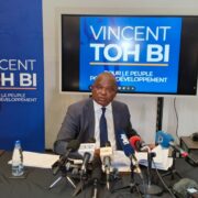L’ancien préfet d’Abidjan, Vincent Toh Bi Irié, dont la candidature à l’élection présidentielle de 2025 n’a pas été validée, a animé ce jeudi 30 octobre 2025 une conférence de presse dans la salle Daoukro du Sofitel Hôtel Ivoire, autour du thème : « Après les élections de 2025, quelles sont les réformes urgentes et nécessaires pour une Côte d’Ivoire démocratique ? »