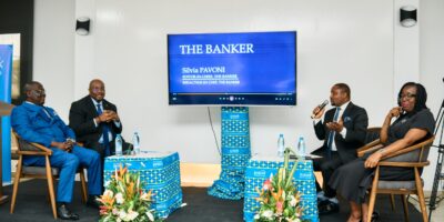 Ecobank Cameroun a une nouvelle fois été distinguée par le magazine financier international The Banker. Cette reconnaissance confirme, pour la deuxième année consécutive, le leadership de la banque panafricaine en matière d’innovation, de service client et de pratiques bancaires durables au Cameroun.