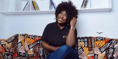 La Directrice générale des éditions Éclosion a participé à la troisième édition du Salon du livre de Douala, du 27 au 30 novembre 2025 au Palais de la culture Sawa. Elle livre son bilan et son appréciation dans cet entretien accordé à La Plume de l’Aigle.  