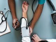 Les organisateurs pointent du doigt le manque de professionnalisme du partenaire de la Foire de Lendi, la Clinique Ste Monique. Lire la mise au point sur les consultations médicales gratuites ci-dessous.