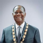 Après les fortes tensions sociopolitiques ayant marqué l’élection présidentielle d’octobre 2025, la Côte d’Ivoire traverse une période de grande attente sociale. L’opinion publique, encore marquée par les stigmates de cette échéance électorale, aspire aujourd’hui à une accalmie durable et à la consolidation de la paix sociale.