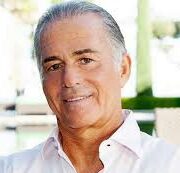 Parce qu’il se serait cru plus intelligent que Dieu en voulant façonner son corps, Ehud Arye Laniado n’aura plus jamais le loisir de se servir de ce « membre qu’il a voulu redimensionner ».