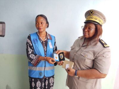 À Taabo, l’administration préfectorale est à l’honneur suite à la distinction reçue par le secrétaire général de la préfecture, Arnaud YAO épse KOUASSI, élevée au rang d’ambassadrice de paix.