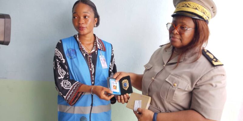 À Taabo, l’administration préfectorale est à l’honneur suite à la distinction reçue par le secrétaire général de la préfecture, Arnaud YAO épse KOUASSI, élevée au rang d’ambassadrice de paix.