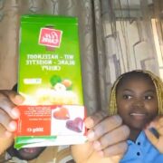 La dénonciation a été faite sur TikTok le 14 février 2026 par les victimes.