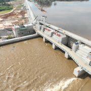 A l’observation de ce qui se passe dans les grandes métropoles camerounaises que sont Yaoundé et Douala et même sur toute l’étendue du territoire national où le phénomène de délestage est de plus en plus récurrent, répondre à l’affirmative ne serait pas une exagération. Que les techniciens et autres ingénieurs nous donnent des explications appropriées.