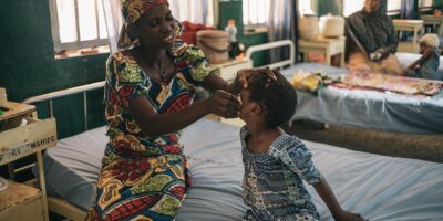 Cette campagne gratuite organisée par une équipe de médecins chirurgiens en séjour dans la capitale économique camerounaise se déroule du 22 mars au 04 avril 2026 à l’hôpital militaire de la Région n°2 de Douala.