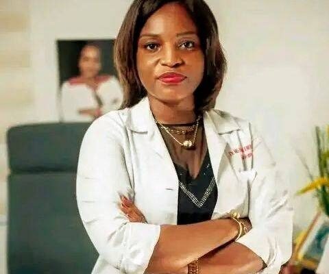 La grande annonce a été faite le 22 avril 2026 par Dr Ndom Idjem Epse Ebongue Manga Marie Solange, Directrice de cet hôpital. C’était en marge du symposium portant sur la lutte contre l’éclampsie.