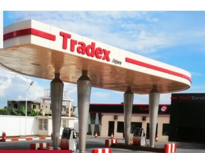 L’entreprise a officiellement ouvert ce lundi 25 mai 2026 une nouvelle station-service à Ayos, dans le département du Nyong-et-Mfoumou. Située au lieu-dit Makabo, l’infrastructure devient le 86ᵉ point de distribution opéré par l’entreprise sur le territoire camerounais.