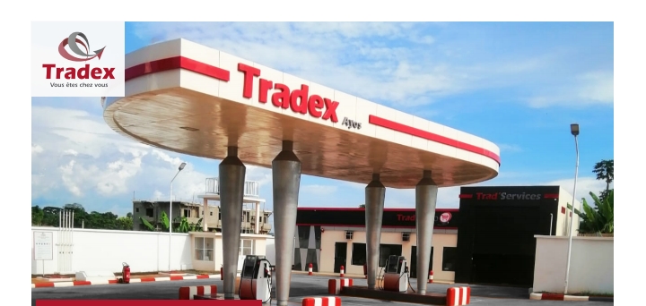 L’entreprise a officiellement ouvert ce lundi 25 mai 2026 une nouvelle station-service à Ayos, dans le département du Nyong-et-Mfoumou. Située au lieu-dit Makabo, l’infrastructure devient le 86ᵉ point de distribution opéré par l’entreprise sur le territoire camerounais.