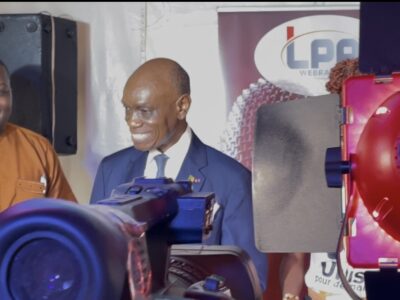 Le ministre des Domaines, du cadastre et des affaires foncières (Mindcaf) a fait un crochet dans l’espace d’exposition du média numérique au Salon international de l’entreprise, de la Pme et du partenariat au palais des congrès de Yaoundé ce vendredi 19 juin 2026.