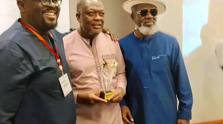 Abel Mbenguè Moussy hommage Sipcam 2026 à Douala