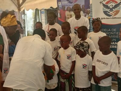 Back to School 2026 Deido - distribution de 70 kits scolaires par l'ADF aux enfants à besoins spécifiques
