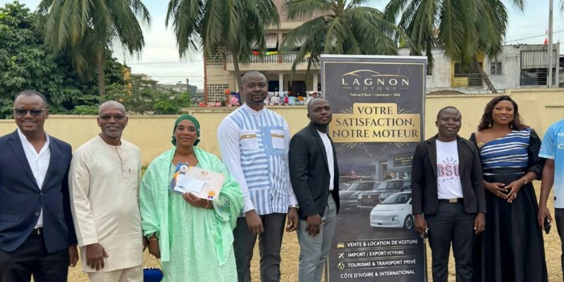 Remise officielle du véhicule Obare d'Or dans le Hambol par Poro Productions et Lagnon Motors