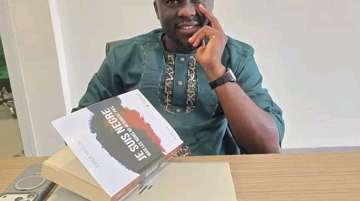 Affiche rencontre dédicace Junior Haussin Douala 3 octobre 2026 pour son livre Je suis nègre mais les noirs ne m'aiment pas à Du Vaal International School Bedi