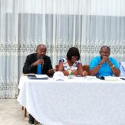 La première édition de la Foire internationale sur les énergies renouvelables en Afrique (FIERA), prévue du 28 au 31 octobre 2026 à Douala, entend faire émerger des projets innovants et bancables dans le secteur énergétique. Avec un potentiel d’investissement annoncé pouvant atteindre 150 milliards de FCFA, les jeunes entrepreneurs et étudiants sont particulièrement ciblés.