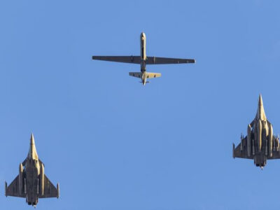 Lancé en 2026, HypAirion prépare l'escadron de chasse de 2035. Au programme : Rafale F5, drones collaboratifs et IA souveraine. Premier vol avant 2028.