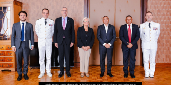 Catherine Vautrin ministre des Armées de France à Madagascar pour cession drone surveillance PEGASE 26