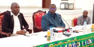 Le Maire de la Ville de Douala Roger Mbassa Dinè préside la Journée d'échanges avec la jeunesse au Palais de la Culture Sawa le 27 octobre 2026
