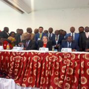 Ouverture de la 4e édition du Salon Afrique-Canada Immigration et Investissement (SACII 2026) à l'Hôtel Franco de Yaoundé, table de prestige avec la Haute-Commissaire du Canada au Cameroun et Dr Samuel Dongmo